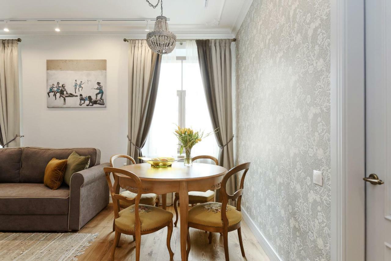 リガDzirnavu Residenseアパートメント エクステリア 写真